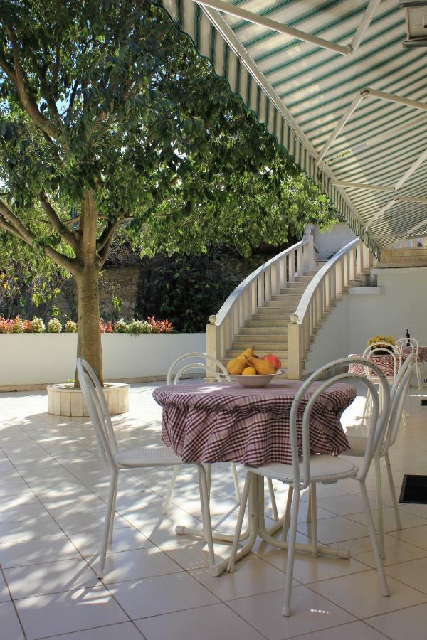 Apartments Pino Makarska Eksteriør bilde